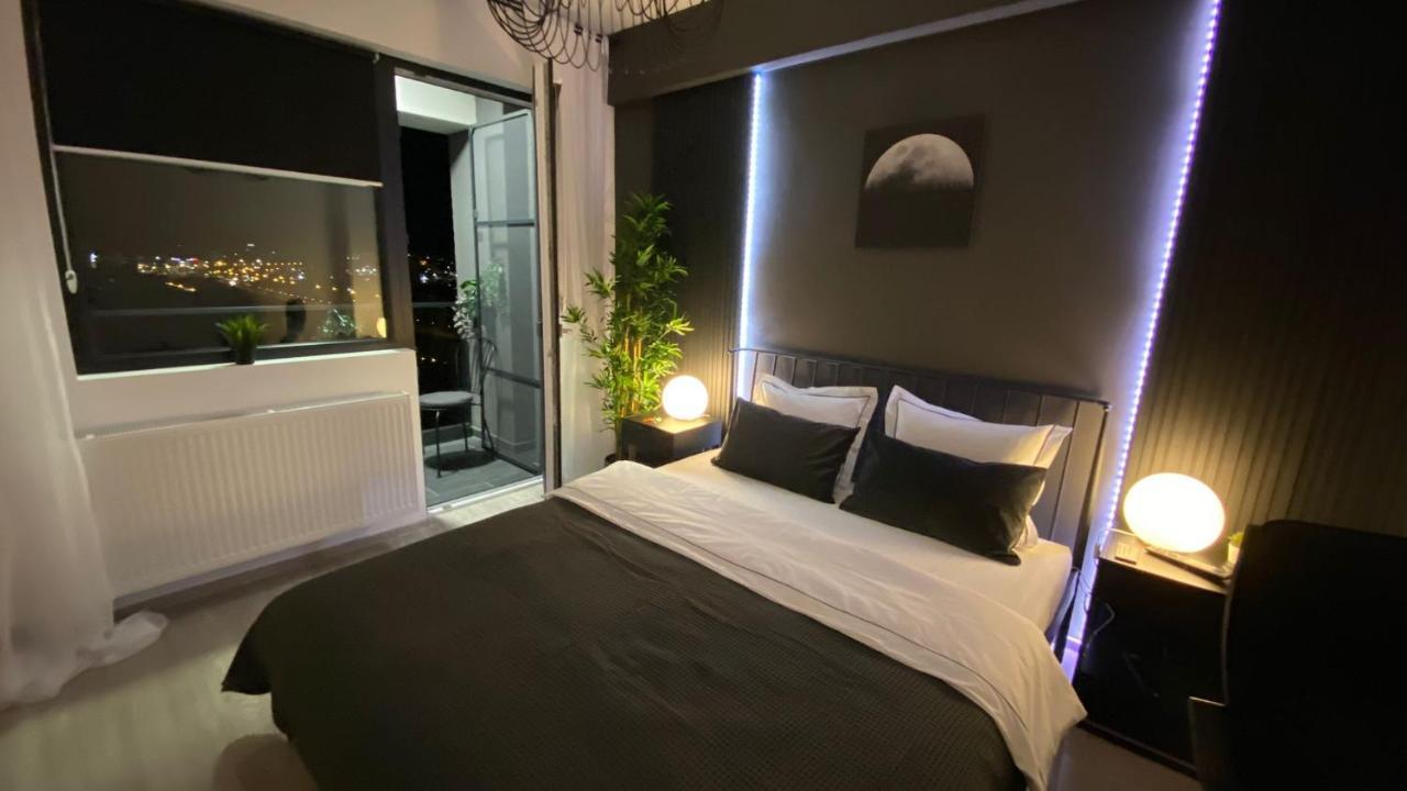 Palas Mall Apartment Q Residence Iasi Eksteriør billede
