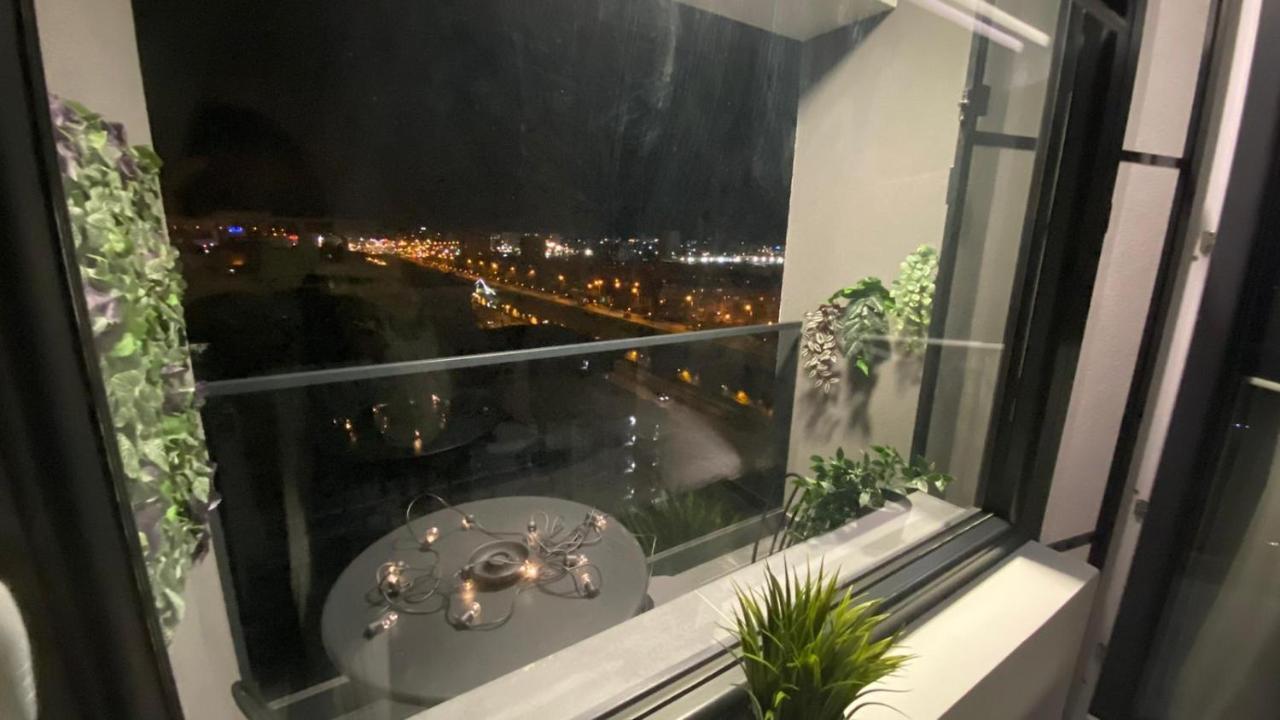 Palas Mall Apartment Q Residence Iasi Eksteriør billede